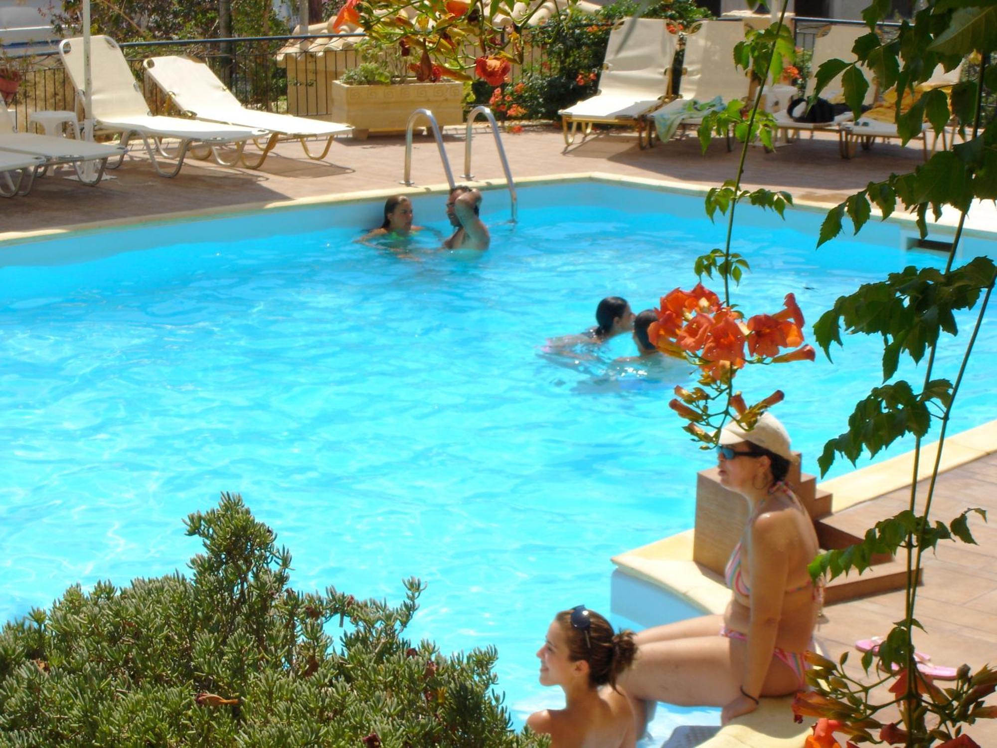 Hotel Afea Agia Marina  외부 사진